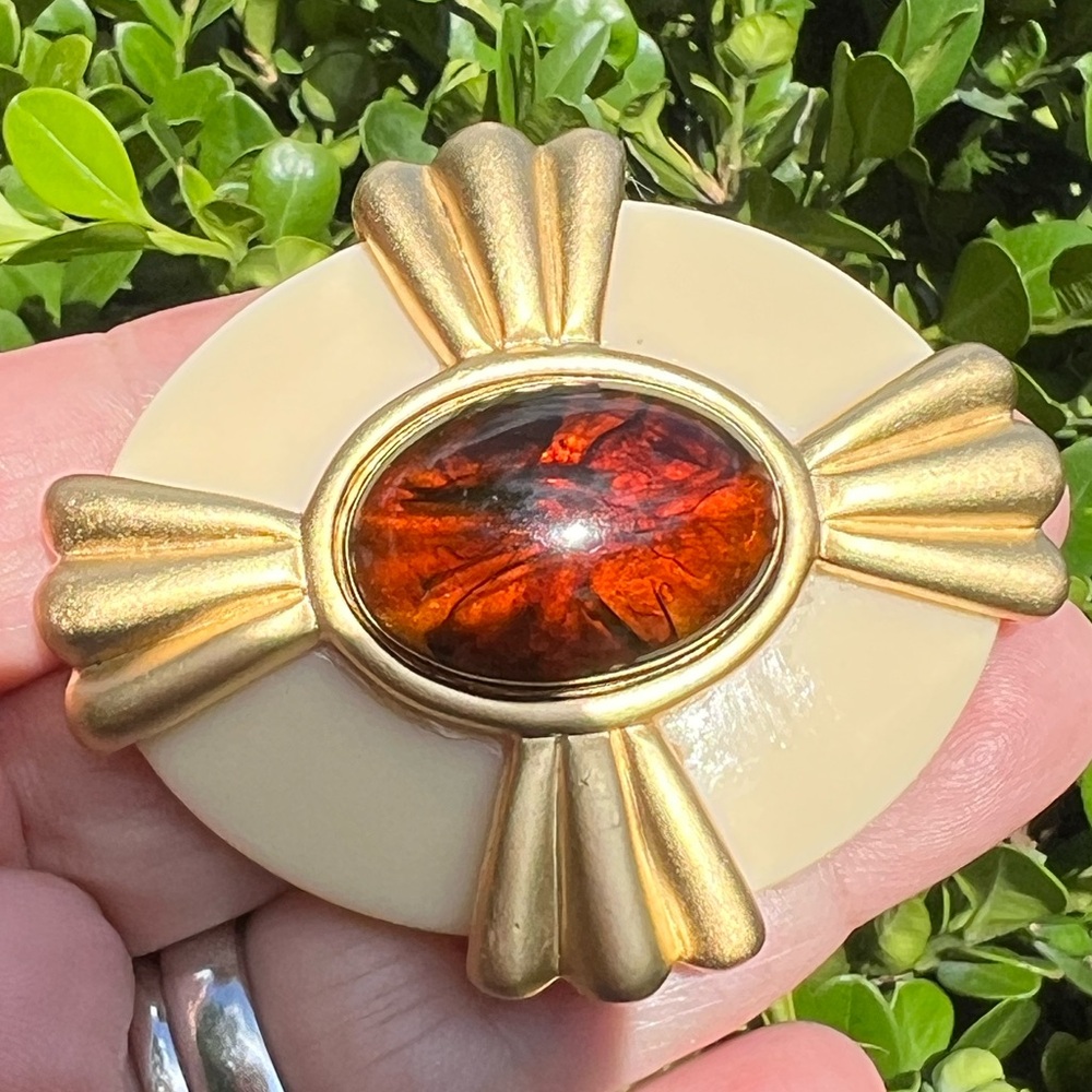 VINTAGE YSL YVES SAINT LAURENT CREAM TORTOISE MALTESE CROSS BROOCH PIN STATEMENT - Picture 11 of 16